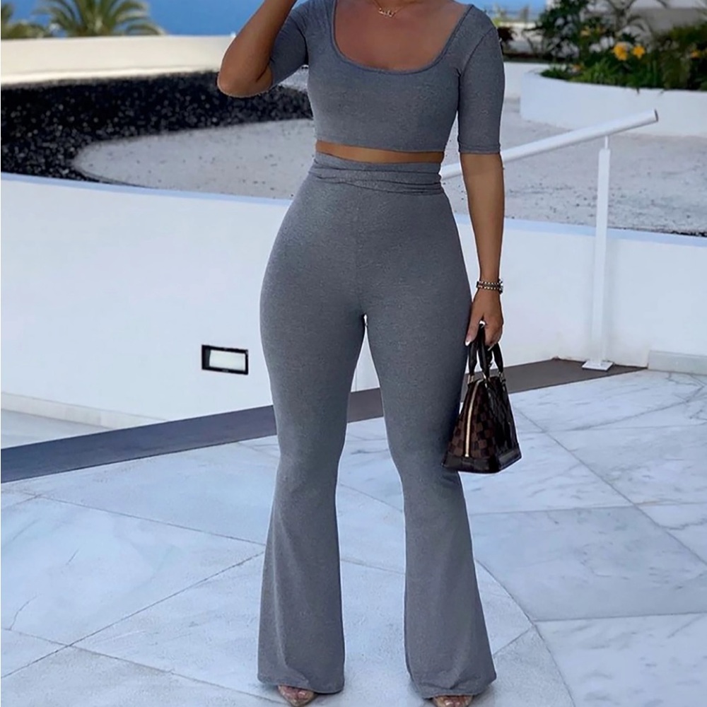 Fashion Nova keep it cozy 2 piece set
